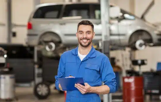 Conviértete en un experto en mecánica automotriz